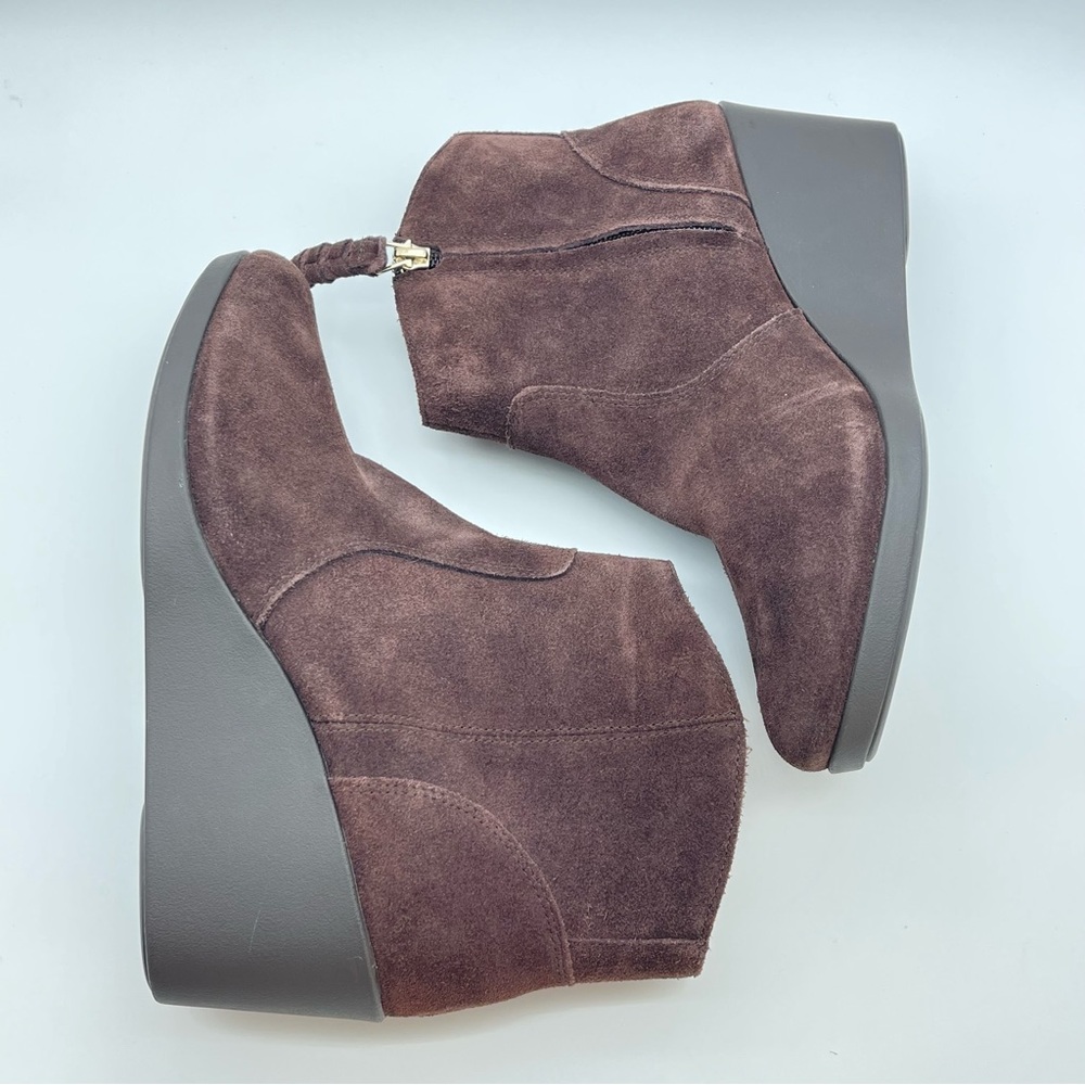 CROCS Leigh Wedge Booties Brown Synthetic Sued Side Zip Ankle Boots W10 - Picture 6 of 11
